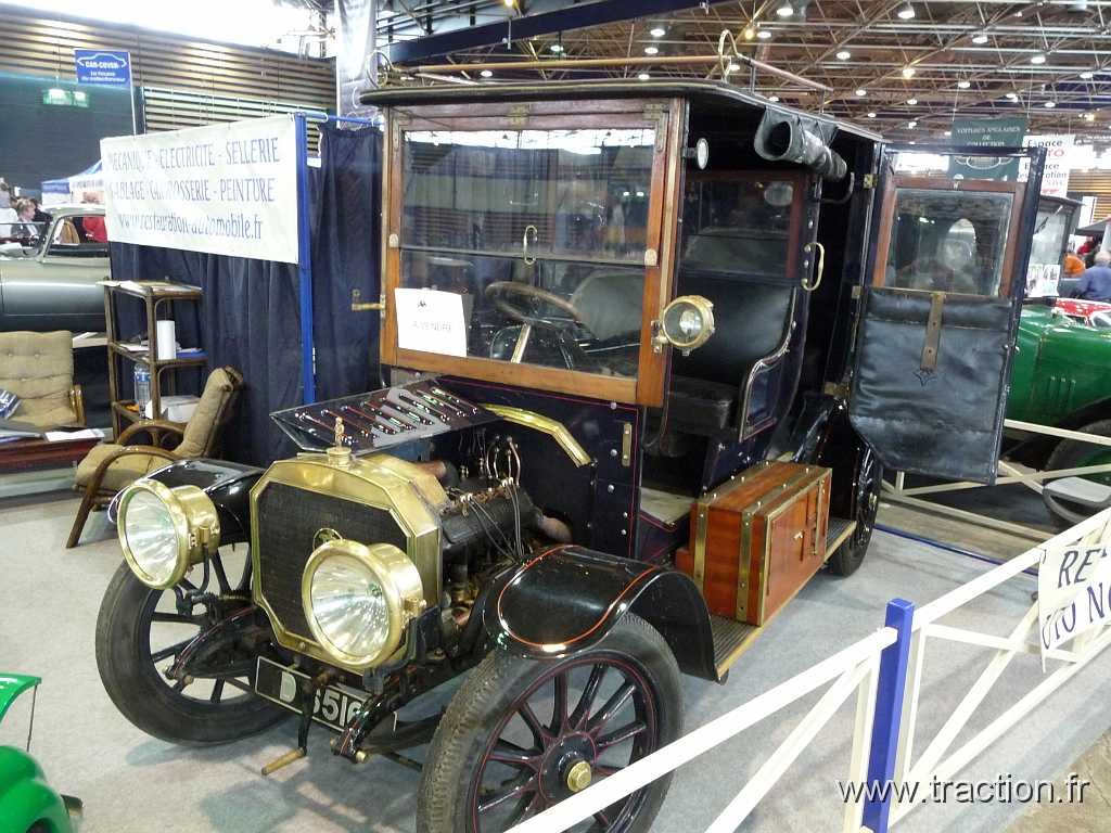 2011_epoquauto (42).jpg - 05/11/2011 - 69000 LYON - EPOQU'AUTO - 33ème Salon International Autos & Motos Anciennes - PANHARD LEVASSOR